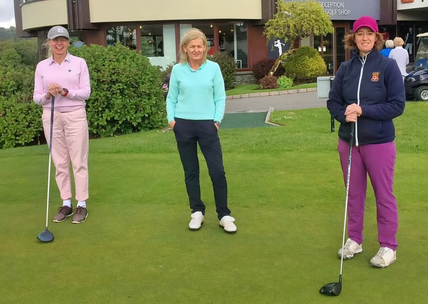 Killarney-golfers-enjoy-GMIB-sponsored-event
