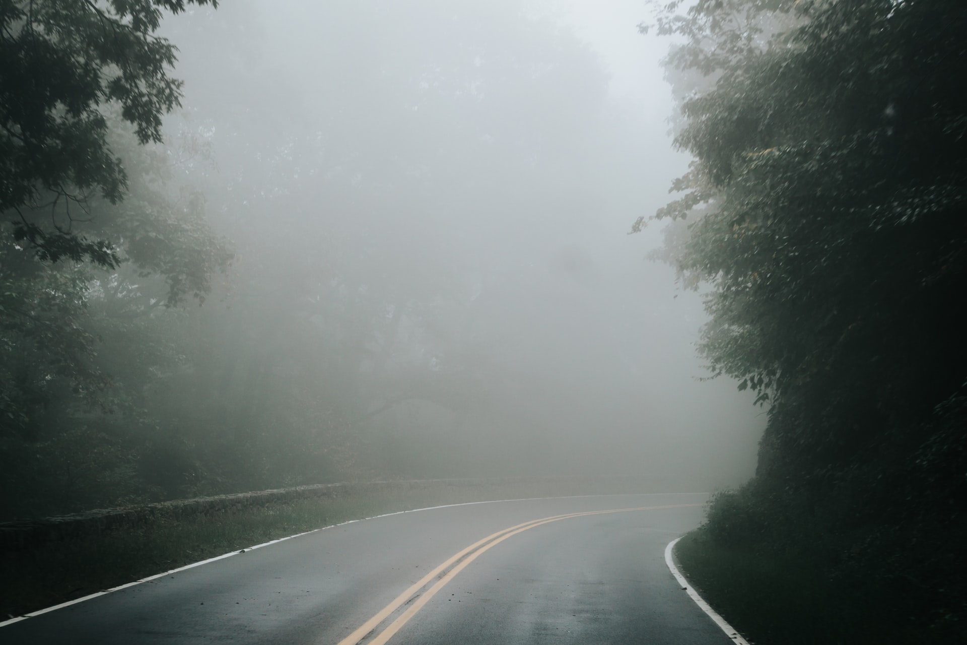 Road-Safety-Authority-issues-advice-for-driving-in-fog